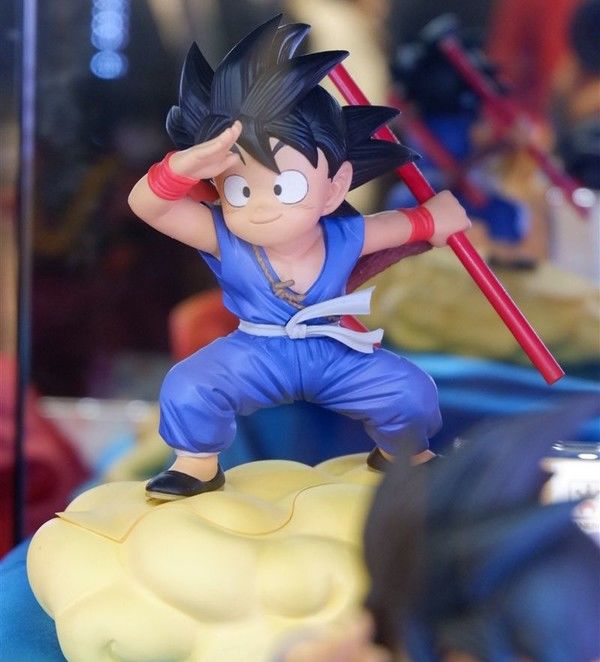 goku kid figure
